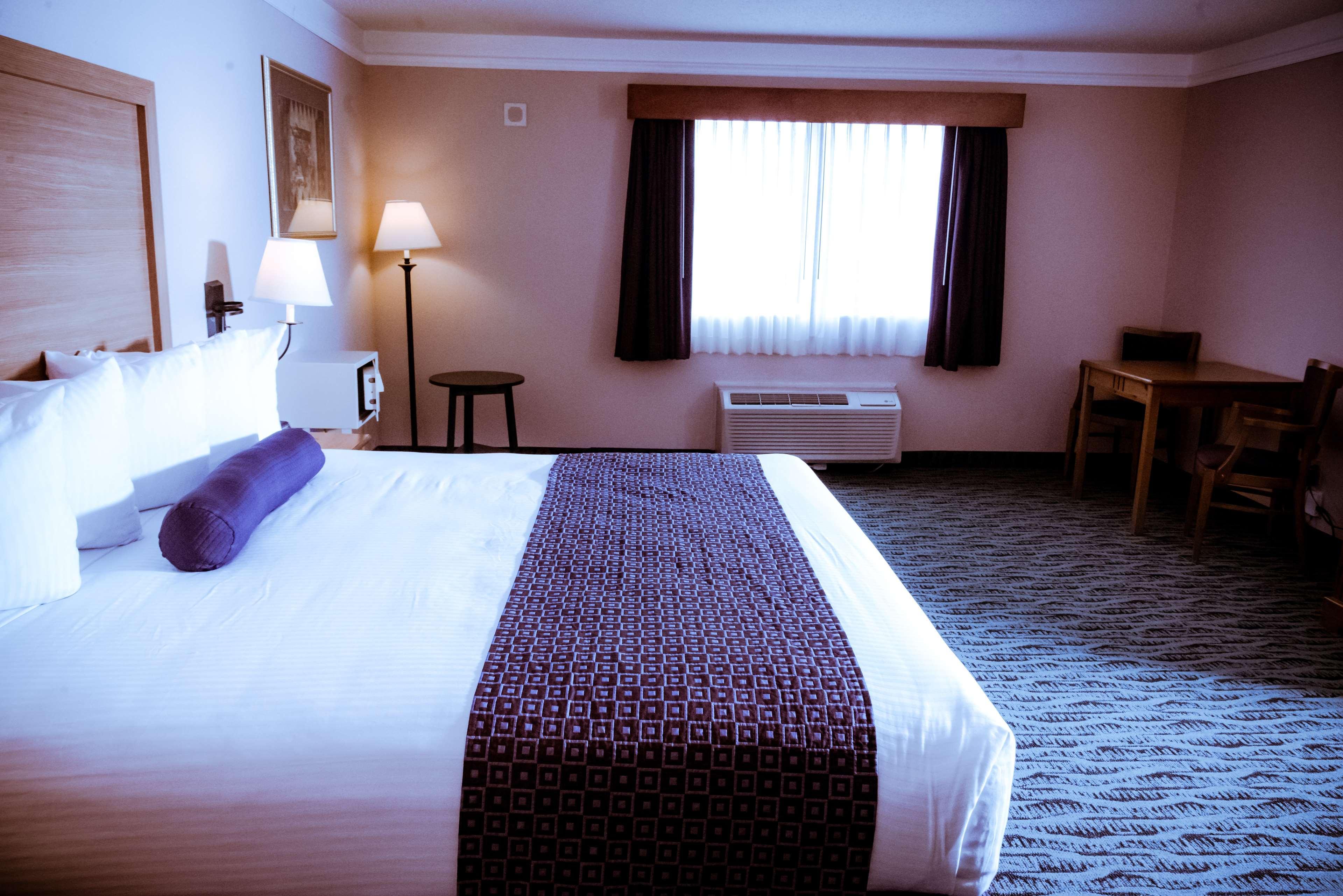 Best Western Plus Executive Court Inn & Conference Center Manchester Ngoại thất bức ảnh